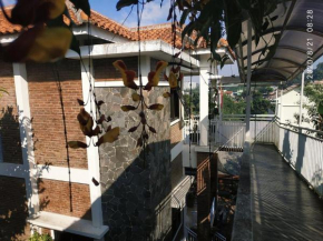 The Bridge Villa Punclut